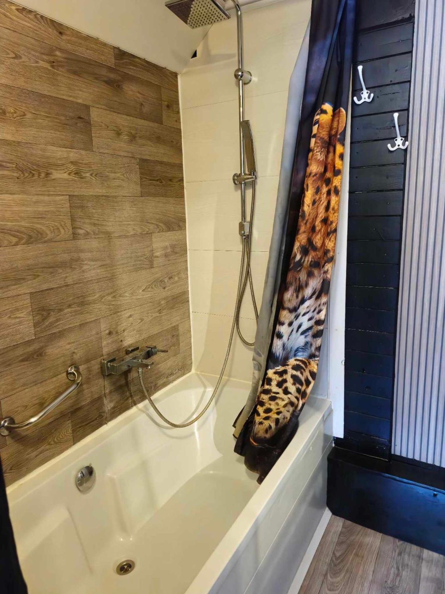 Le White Garden Apartment Де Пане Екстериор снимка